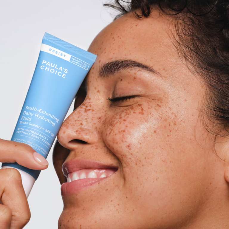 <div style="font-weight: 1000; font-family: Area; font-stretch: expanded;font-size: .9em">15% OFF formulas for glowing & protected skin</div>