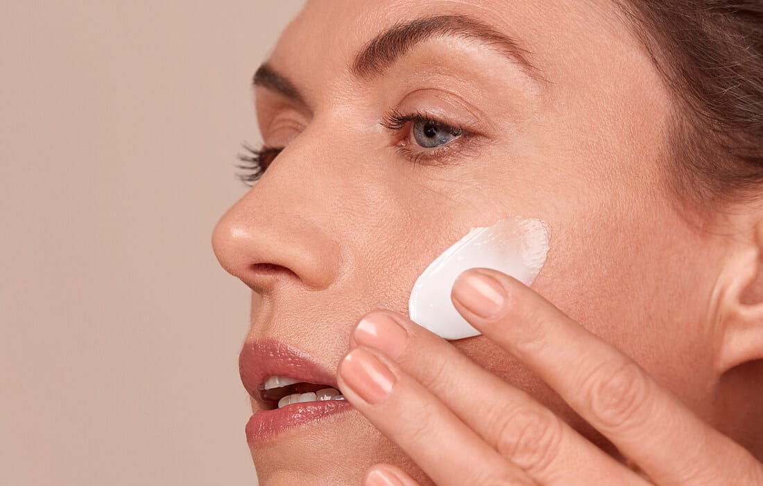 Die besten Hautpflege-Tipps für die Haut in den Wechseljahren