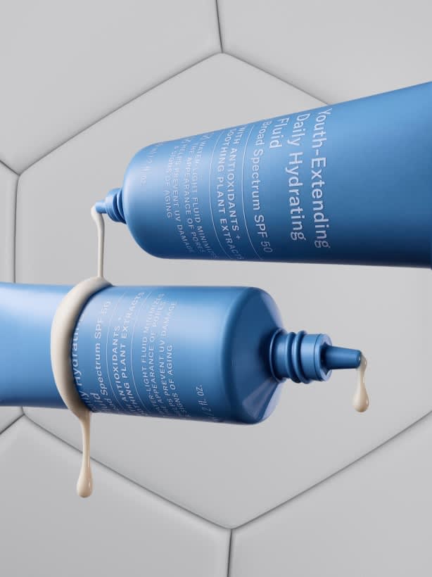 Youth-Extending Daily Hydrating Fluid SPF 50